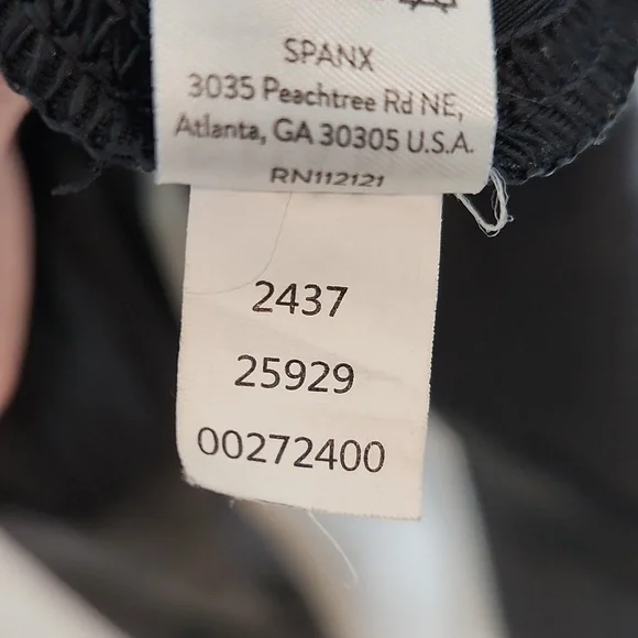 Spanx faux leather shiny black leggings size medium - Picture 10 of 11